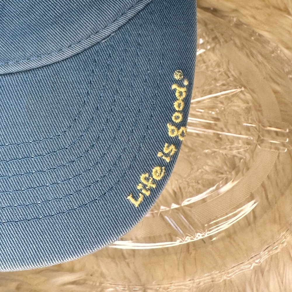 Life is Good Four Season Heart Hat - Picture 3 of 11